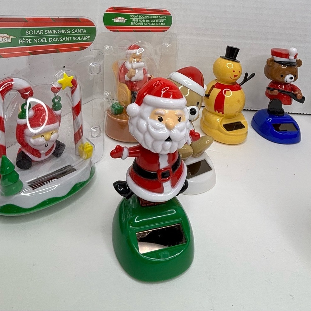 CHRISTMAS SOLAR POWERED TOYS - Picture 3 of 4